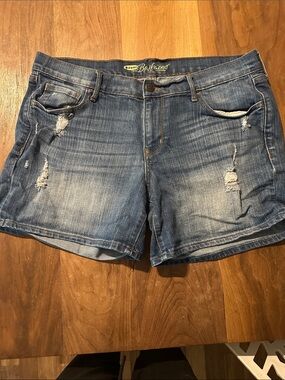 Old Navy the Boyfriend Distressed Denim Shorts Sz 12